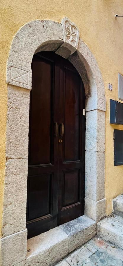 Bella Tao Hotel Taormina Bagian luar foto
