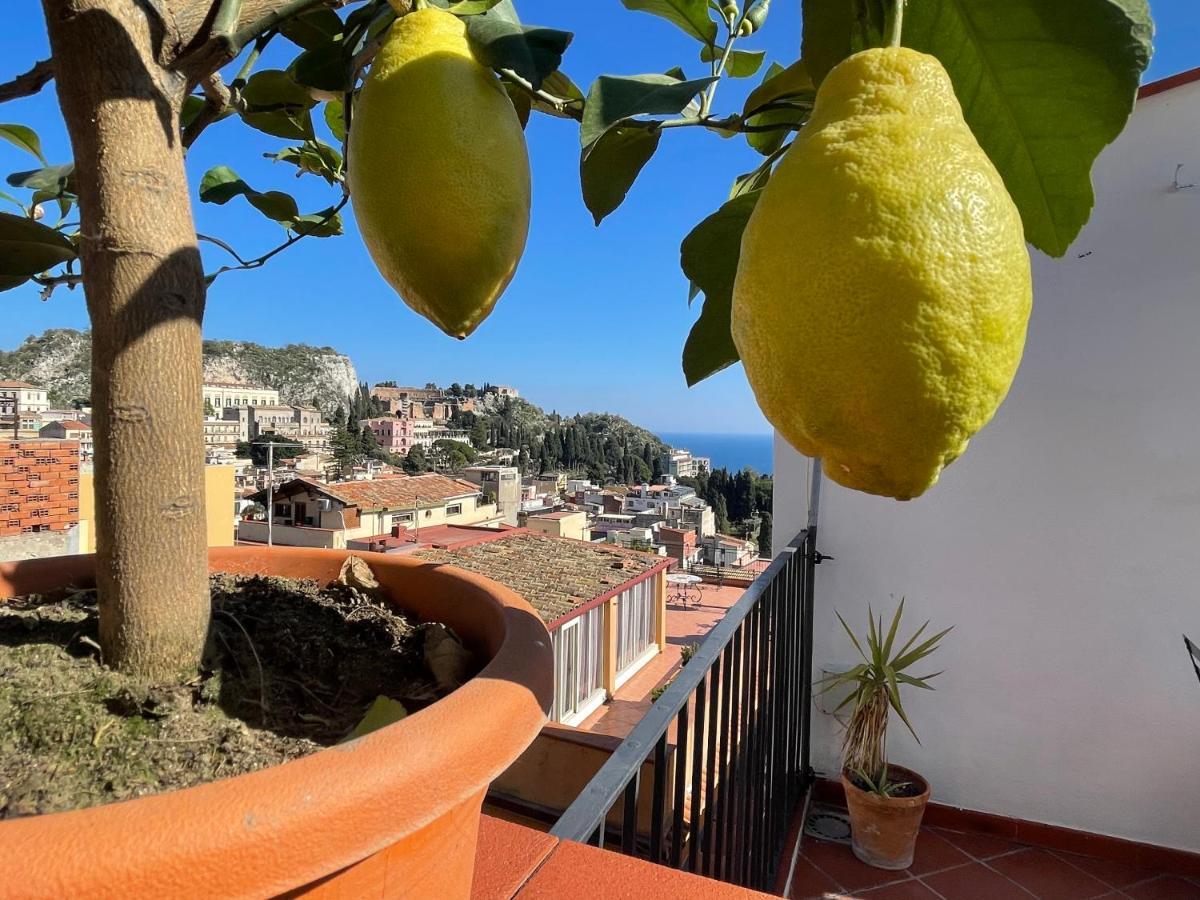 Bella Tao Hotel Taormina Bagian luar foto