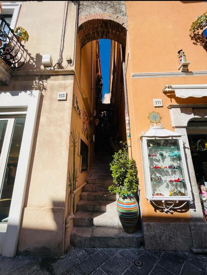 Bella Tao Hotel Taormina Bagian luar foto